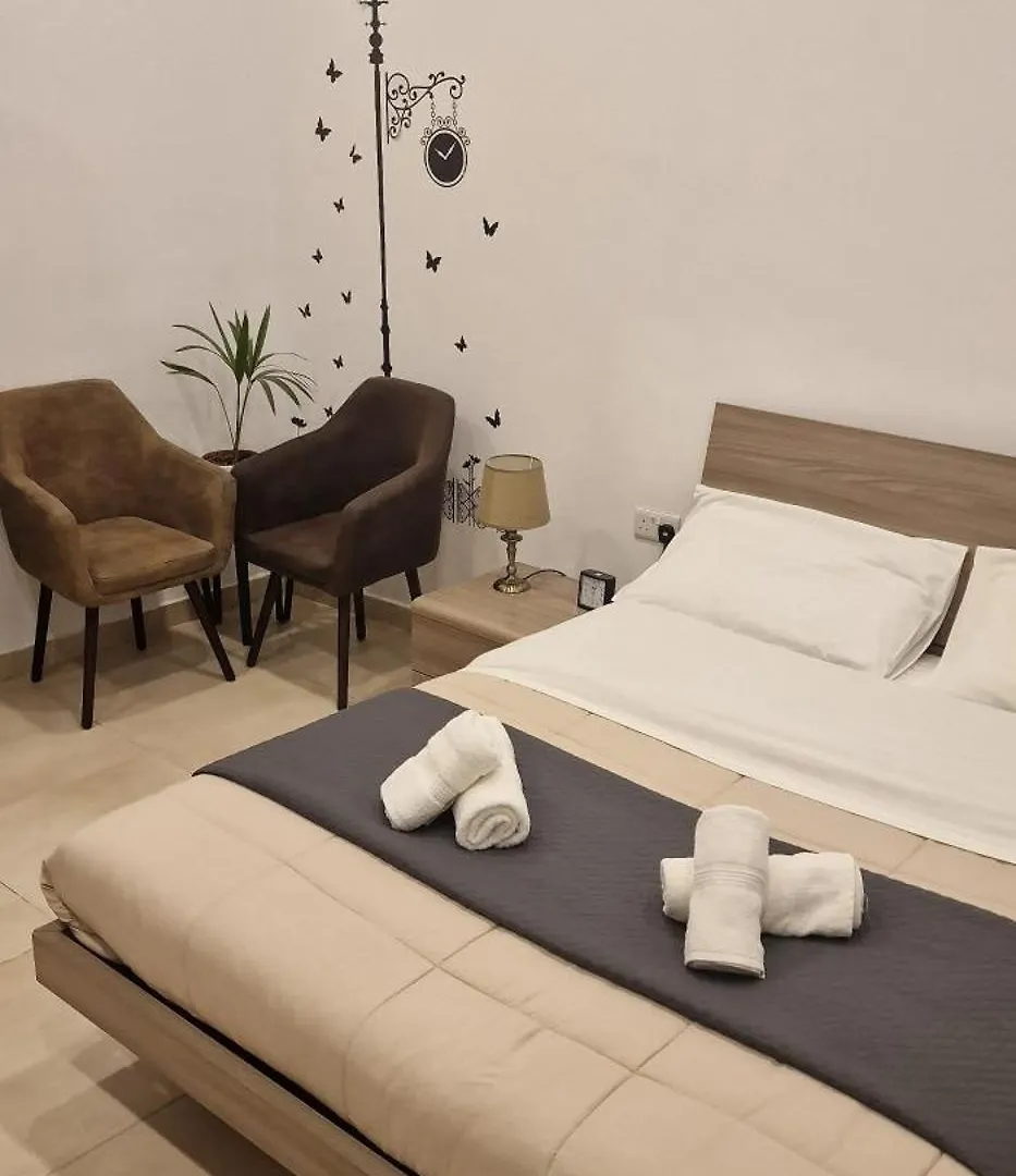 Bed & Breakfast Sliema In Front Of The Sea O'Clock B&B Malta